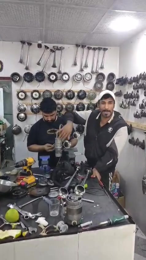 السلام عليكم شباب منورين براد للبيع فيام والاستفسار عن الرقم***********

