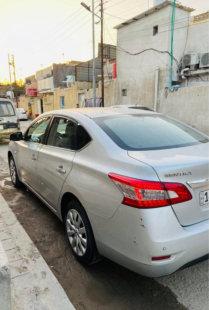 السلام عليكم للبيع سنترا خليجي 2016 رقم بصرة الانكليزي باسمي مكفوله من الضربه والصبغ بس بيها طخات بسيطة مكينه وكير جدد حداده طخم تاير جدد سياره جاهزه السعر 105 مكان السيارة البصرة الاستفسار الاتصال على الرقم ‏‪*********** البصرة, العراق
