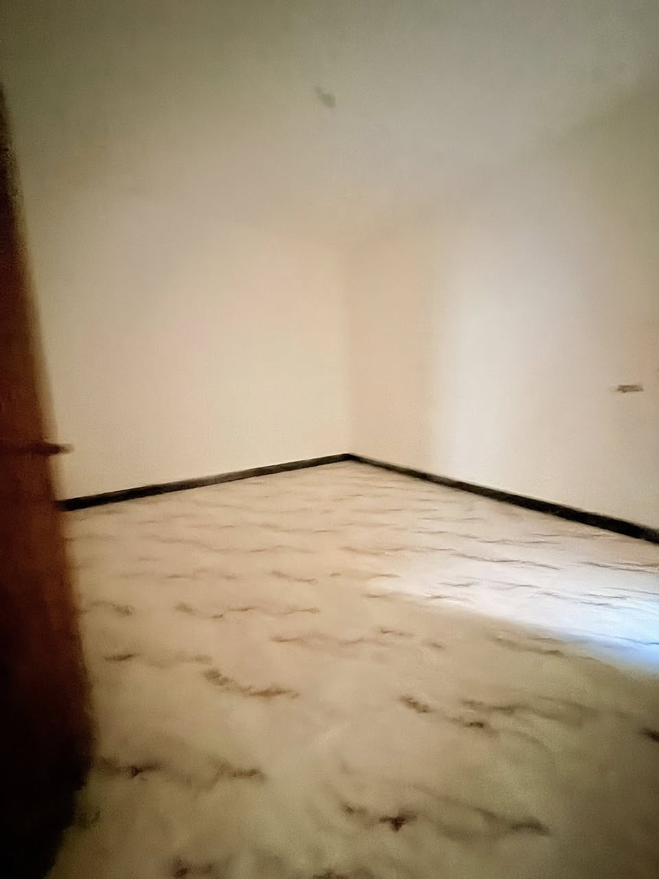 احبتي توفر دار 100 متر ابي الخصيب العوجة نهاية شارع المقيمين ثاني بيت عن التبليط  السعر 60 وبي مجال /***********

يحتوي غرف 2 وديوان وصالة ومطبخ وطارمة 

#مشاهيرفيسبوك #مشاهيرتيكتوك #جنس_العقار #العقارات #البصرة #مشاهده #العالية #الجمهورية #بريهه #الجزائر #الجزيره #العباسية #الجنينة #الجبيله #الابلة #الطويسه # #الوفود #المطيحة #الفاو #السيبة
