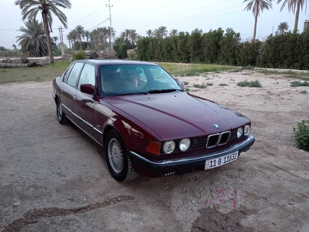 للمراوس وفرق بسيط شعندك نزل
بي ام 735 رقم بغداد أنكليزي بأسمي مكينه وكير تمام كهربائيات كلها شغاله تايرات باتري تبريد ثلج
بيها نواقص بسيطه مكاني هيت ***********
