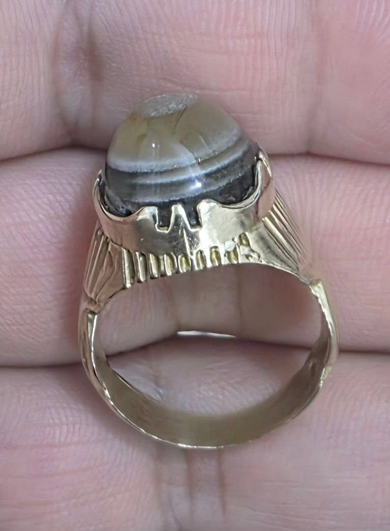 سبحة يسر بحر احمر مصري وخاتم جزع يماني اصلي بلذمه الخاتم نحاس اصلي شراي يجي خاص واذا اكو مراوس اراوس


**إذا كنت صاحب هذا الإعلان وتريد حذفه لأي سبب، رجاءا أرسل رسالة إلى الدعم الفني**