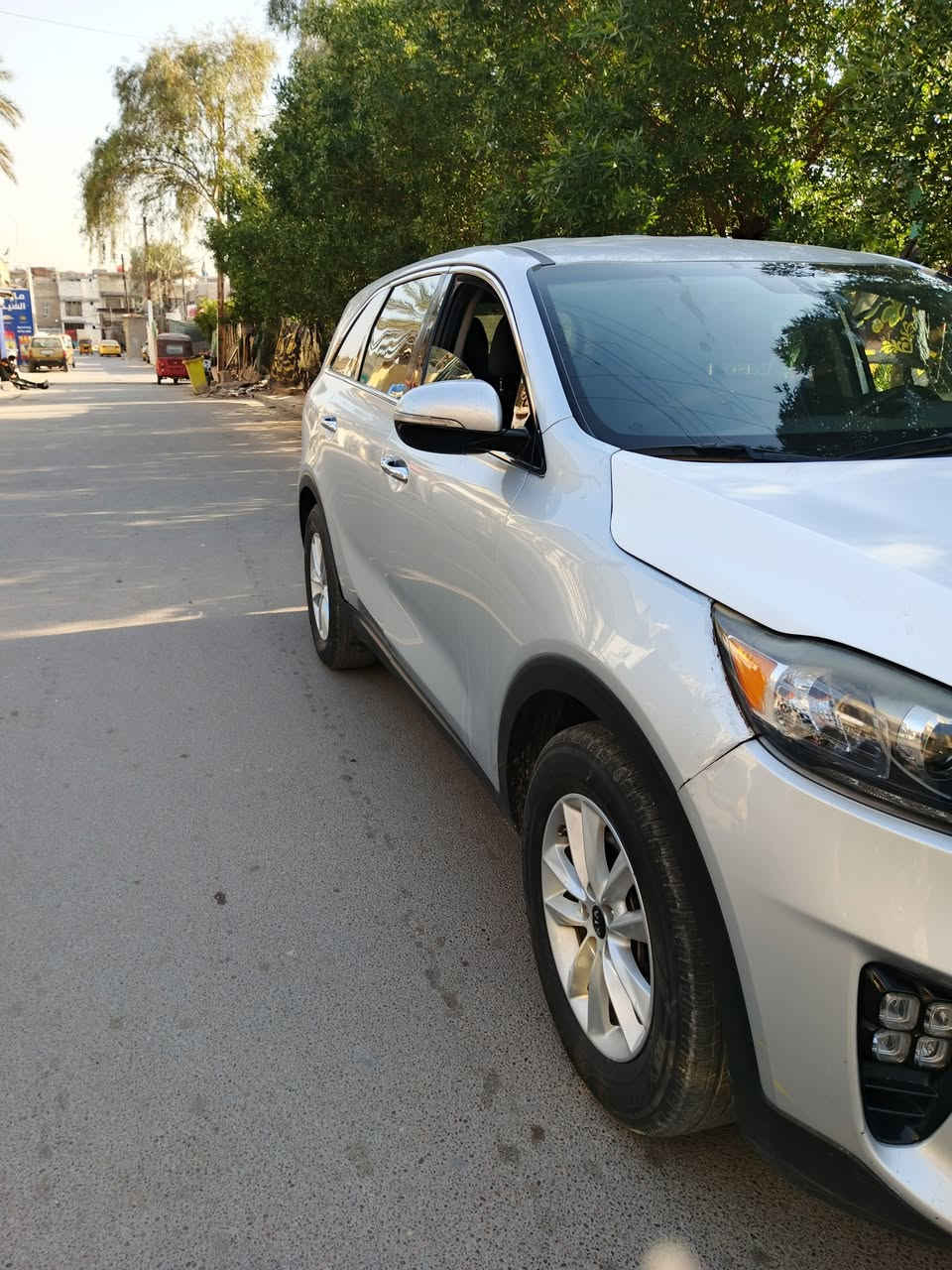 سلام عليكم
سورنتو موديل 2020
حادثهه: بنيد وقبق جنطة فقط 
بدون دواخل لغد شاصي مكفول 
سونار داخل المنشور 
مكينه: 6 سلندر.   7 راكب 
السعر: 185
سياره جديده  
مكان: مدينة الصدر 
للاستفسار ***********
