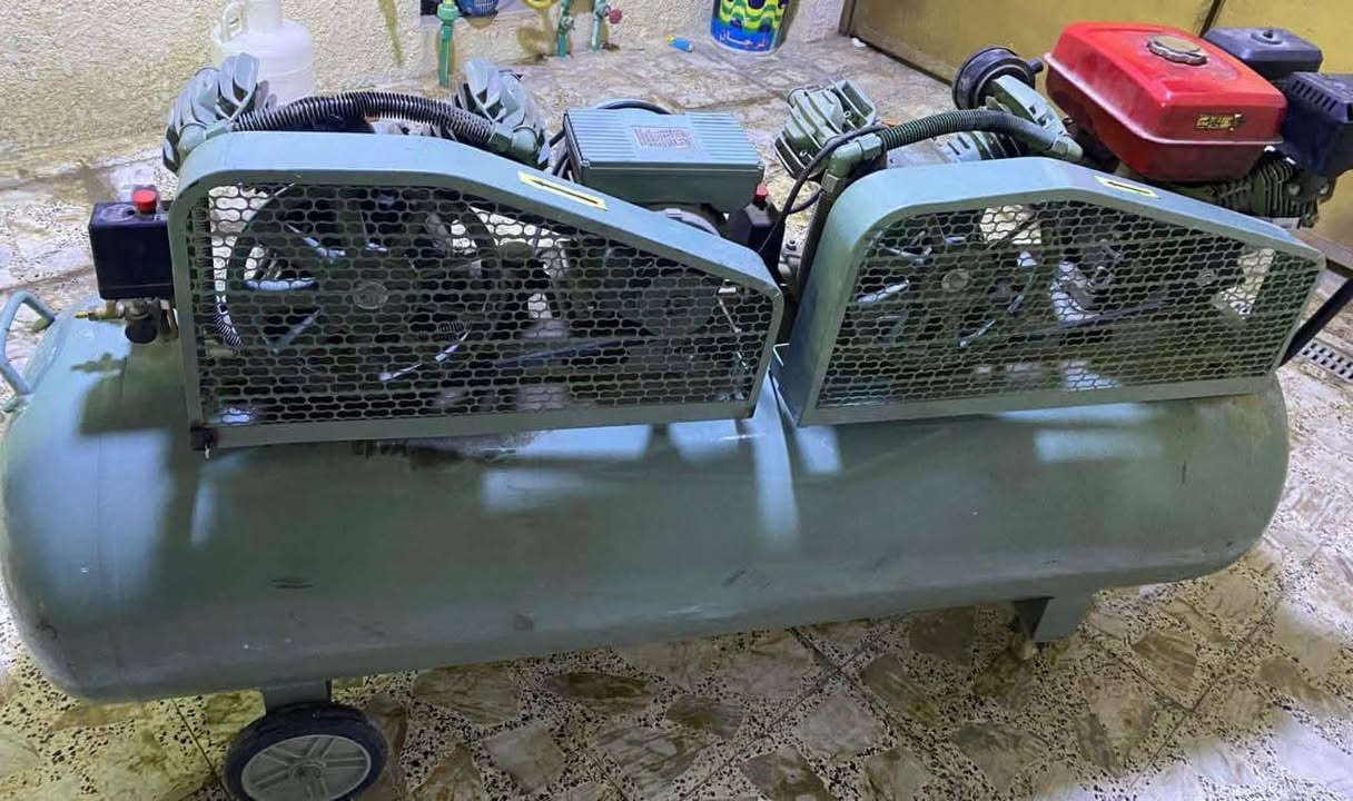 ***********
سلام عليكم الادوات البيع 
مستخدمه شي قليل 
غير متواجد علا الفيسبوك
