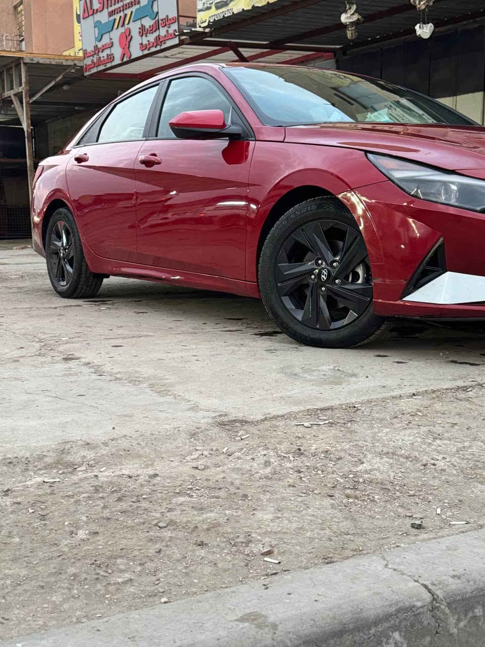 سلام عليكم النترا 2023 
موصفات نص فول الون ماروني محرك 2000 دوش 
تشغيل عن بعد بصمة تحديد مسار نقطة عمياء بلمري ابل كار بلي وضع القيادة الذاتية مثبت سرعه 
مصابيح لد ABS 5 مقاعد جلد مستشعر موقف رادار امامي حساس خلفي 
ضربتها مثل ماموضحة بلصور كلش حلوة سونر موجود رقم أربيل بسمي تحويل ثانيوم 
مكان السياره بغداد الحرية 
ماشية 50كم 
سعر 152
رقم *********** بغداد, العراق
