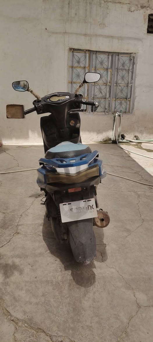 ماکس سکنس
مۆدیل 2024 
مەکینەی =150cc
لایت و ئیشارت و بگلایتو چواری هەمووی ئیش دەکات 
ئیستۆپی زۆر مەزبووت
مەکینەی دوکەڵی نیە زۆرپاکە 
هەردوو تایەی تازەیە 
پاتری تازەیە 
نرخی= 325 معامەل
شۆین كەلار 
ڕەقم: ***********
