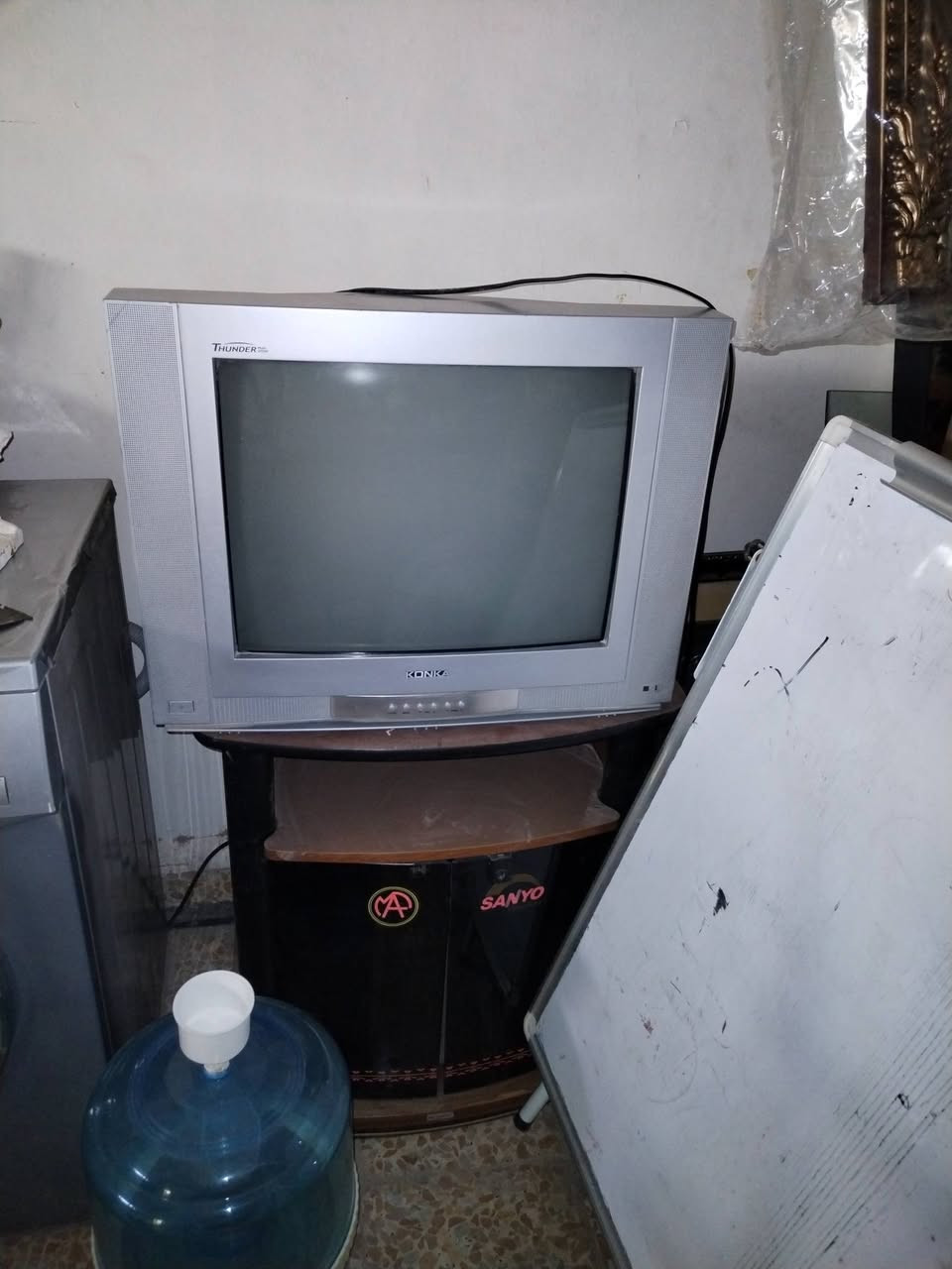 سلام عليكم غراض منزلي لبيع ***********
