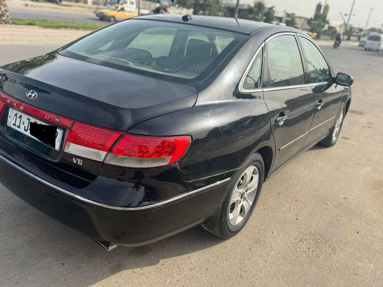 ازيره ٢٠٠٧
للبيع مصبوغه جماليه
بسمي رقم بغداد نكليزي
سياره جاهزه كير مكينه تبريد ثلج
تبريد امامي خلفي بيانو
تحكمات ستيرن جهتين
تخم تاير
كامره خلفيه
حساس خلفي
داخل بيجي
كشنات كهرباء
شاشه جبيره لمس
سياره جاهزي اي نقص مابيه
السعر ٧٧ 
للستفسار ***********
