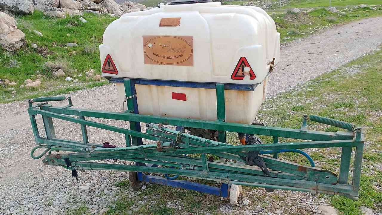 ئەم دەرمان ڕێژە بۆ فرۆشتن باڵەکانی بێ شکاویە بەشەرتە                           ***********شوێن عەربەت سعری  350 هەزار
