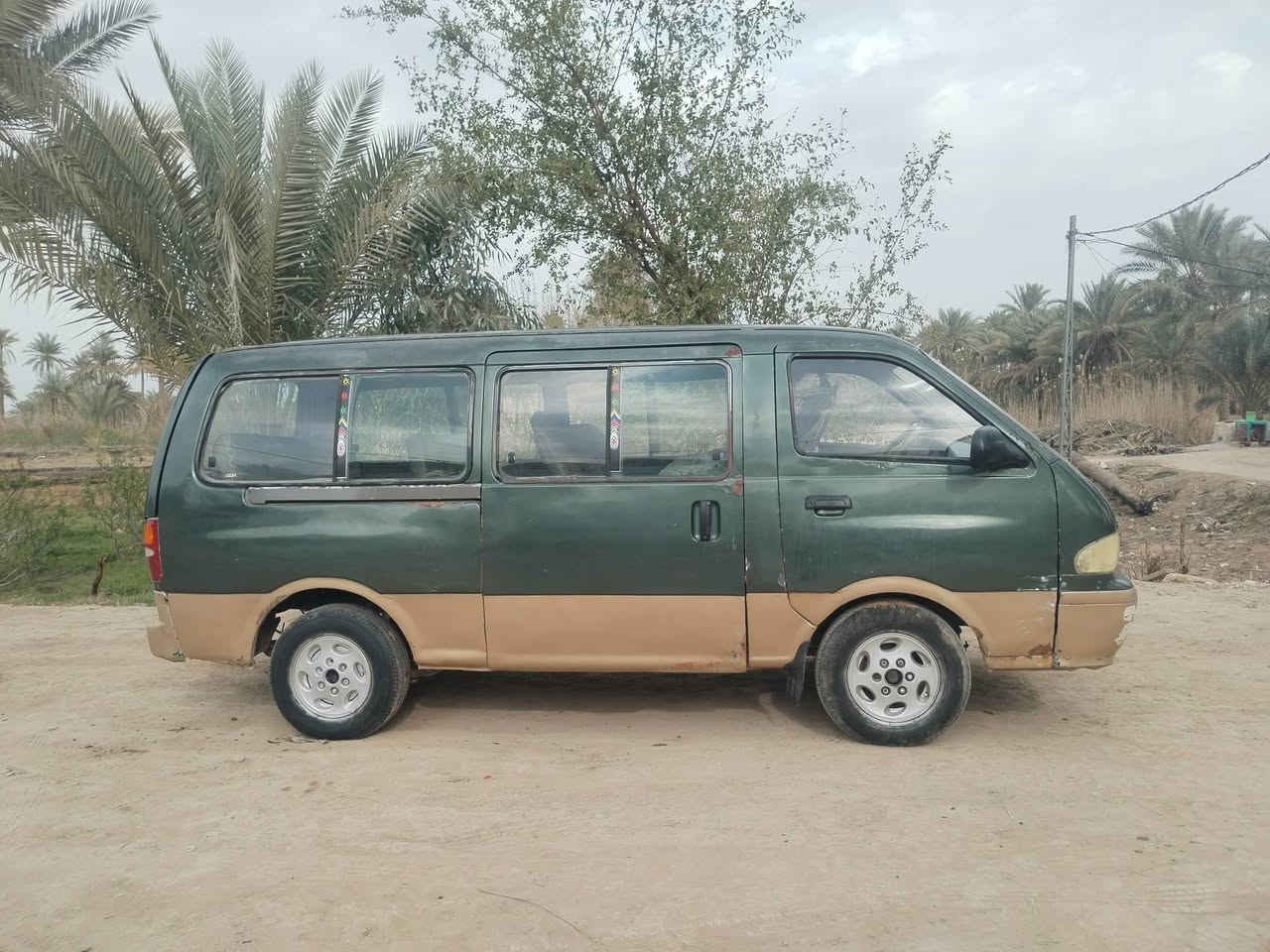 سلام وعليكم للبيع بريجو موديل ٩٩ رقم بغداد مكينه وكير واكسن جدد شواصي بس واحد امعمر جاهزه السياره السعر ٤٨ وبيه مجال مكان بابل *********** ***********
