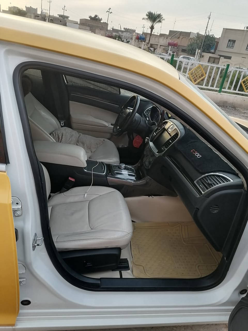 من رخصت الدمن
أوباما ٢٠٢٠
للبيع
كفاله وارد كندي
سي ٣٠٠
فول مواصفات
مكان سياره ناصريه
***********
