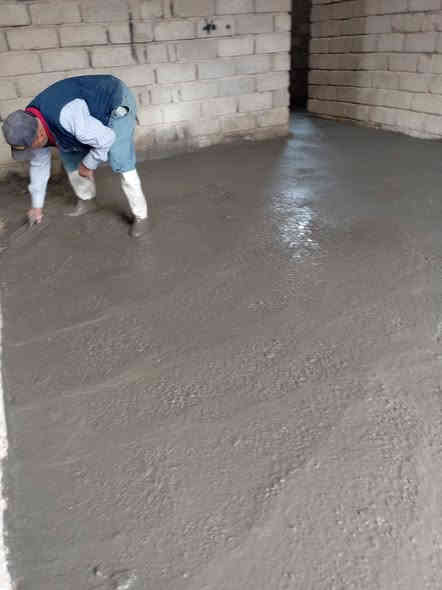 السلام عليكم يوجد لدينا صب جاهز او صب مركزي باسعار مناسبه تريد بالمتر تريد بالكعب تريد شغل كطعيه مع شغل رقم واحد     عندك صبه كاشي او صبه سيراميك او صب لاش او ارضيه حوش او عندك صبه حوش عندك داير مال بيت او صبت قدمت بيت تم صب ارضيه كاشي او سيراميك في ناحيه القياره طريق الحولي وهذا من فضل الله (***********)
