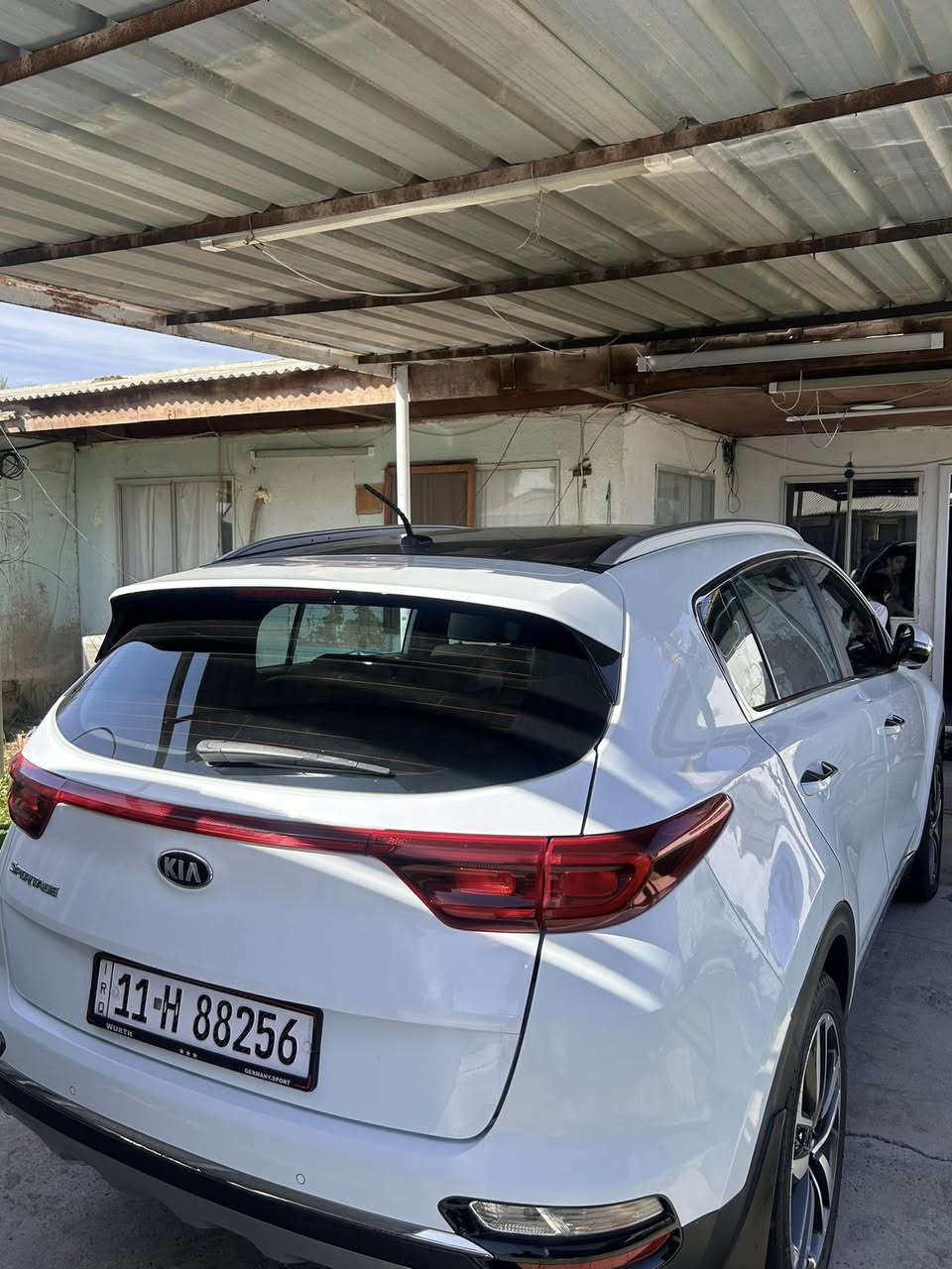 السلام عليكم كيا سبورتج 2019 للبيع ماشيه ٧٦ الف كيلو متر مكفوله من الصبغ واكو مكان بارد موضح بالفديو السياره باسمي تحويل ثاني يوم مكاني بغداد السعر 19.600$ يعني 196 ورقه للاستفسار اكثر ***********
