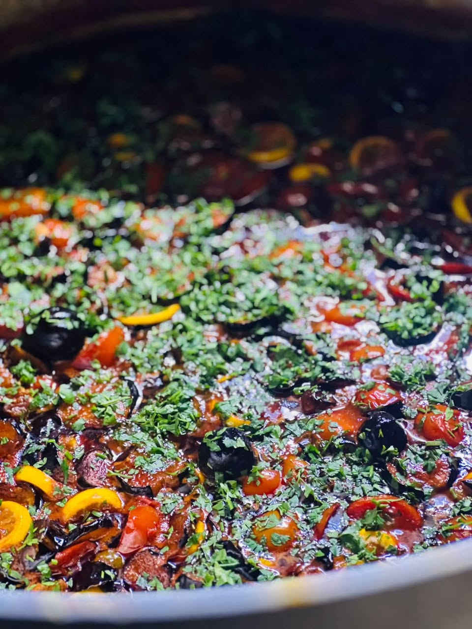 السلام عليكم

🔥 *الحجز مفتوح طيلة أيام شهر محرم وصفر* 🔥  

👨‍🍳 *طباخ درجة أولى - خبرة ومتخصص*  

✅ كادر طبخ  محترف  

✅ متخصص في  وجميع الأكلات الشعبية  

✅ نستقبل كافة الكميات الكبيرة والصغيرة  

  

📅 *للحجز*: قبل يومين أو 3 أيام من الموعد  

📱 *واتساب الطباخ  ***********
