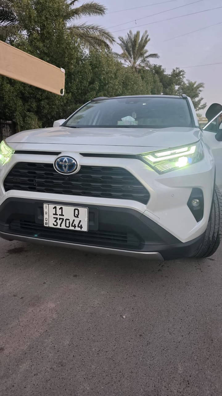 تويوتا راف 4 للبيع 2024 وتجميع الصين فول مواصفات واحد على واحد حساسات اماميه خلفيه كاميرات360 رادار امامي تنبيه خروج عن المسار شاشه خرائط بلوتوث تدفئه مقاعد مقاعد جلد كراسي كهرباء شنطه كهرباء بانوراما بيها بس شخط خفيف جدا ليوره ماشبه 17000 السعر ,27000 دولار وبيها مجال العنوان بغداد شارع فلسطين حي النيل للتواصل ***********
