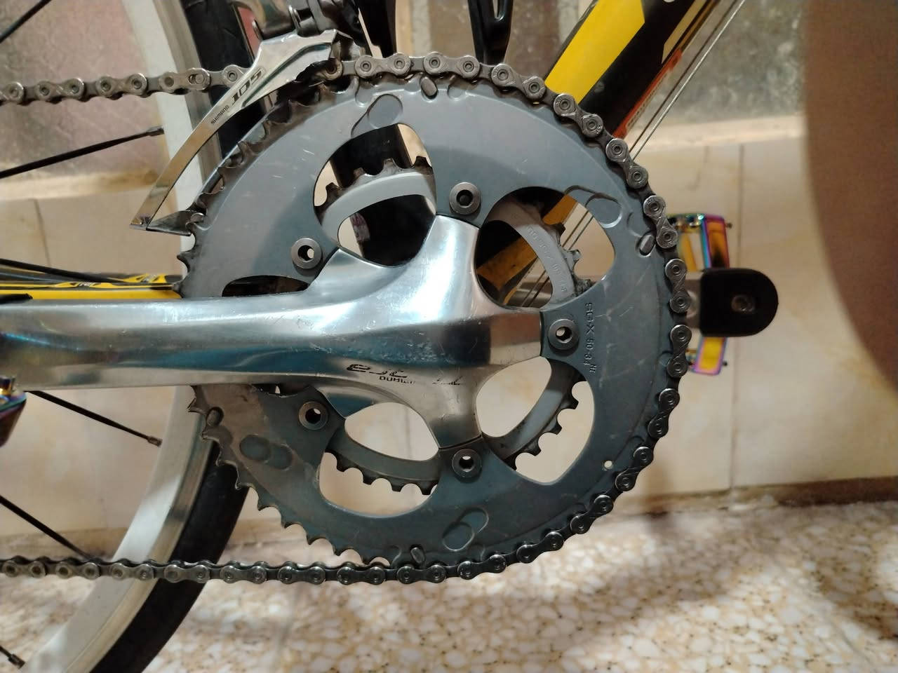 بفضل الله عز و جل توفرت Scott
ماركة Scott 
الفريم كاربون فايبر 
الويالة اللمنيوم 
گروب سيت شيمانو 105 بالكامل 
البريكات  شيمانو 
نظافة فريم الدراجة من 70%الى80%
الدراجة كاملة ،على الفحص 
مكلف بالنشر 
رقم التواصل *********** تلجرام او واتساب فقط
