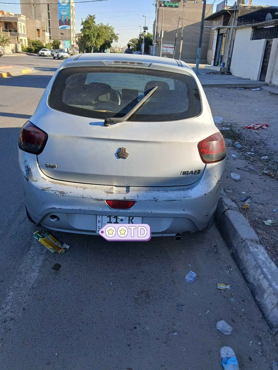 طيبة ٢٠١٥ هاج باك ماشية ٩٣ الف كير مكينه تبريد تدفئه ممتازات كامرة وشاشة سنتر لوك
السيارة بيها جراد 
ونطخت عندي يم قبق البانزين قبل يومين ممصلحها 
رقم بغداد انكليزي بسمي 
رايدها ٣٨
مكاني بغداد 
رقم الهاتف 
***********
