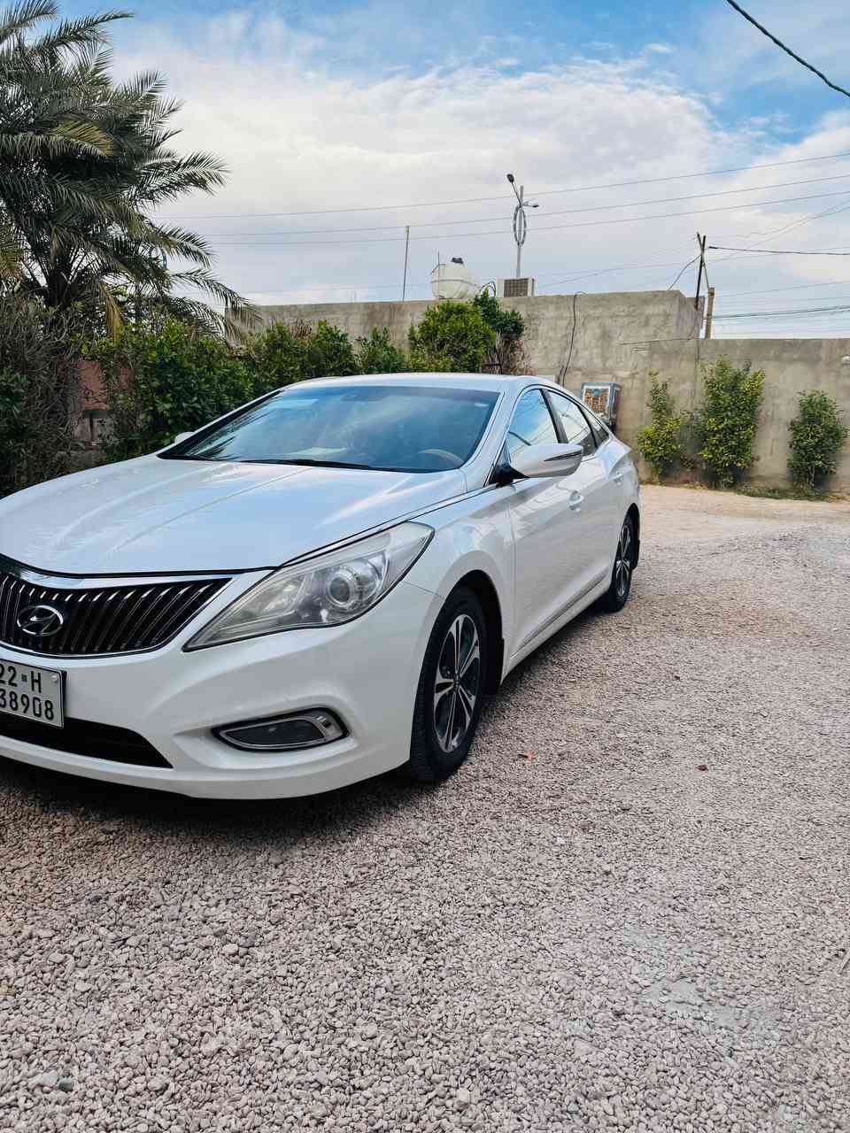 سيارة ازيرا للبيع. موديل ٢٠١٥ خليجي. محرك ٣٠٠٠.محرك وكير مكفولات. بدون بصمه. تحكمات ستيرن سيارة جاهزة من كل شي. بيها صبغ جاملغ ايمن مع باب ونص. بدون ضربة ولا معجون فقط رش. رقمها أربيل بأسمي تحويل مباشر. السعر 125 وبيها مجال. للأستفسار. الاتصال ع الرقم. ***********١
او ***********
