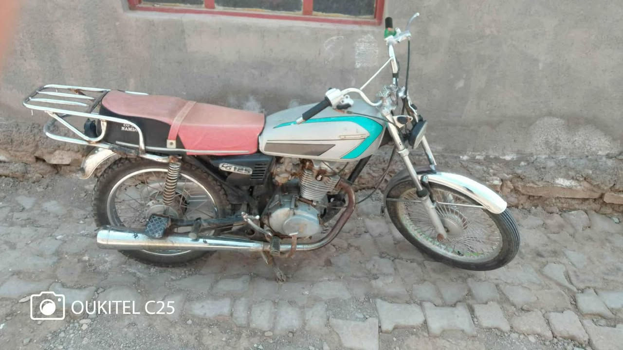 دراجه للبيع السعر 275وبيهه مجال كلك ترهم مراوس بستوته وكو فرق ***********
