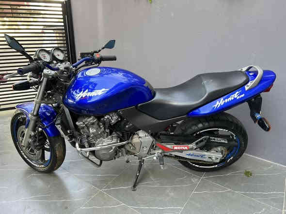 سلام عليكم  

اخوان عندي هورنيت ٦٠٠  نضافة ١٠٠/١٠٠

دراجة ماشية ٢٨ الف حقيقي 

محرك گير كهرباي بلاد برغي مامفتوح بيية 

مكاني سليمانية دربنديخان  
 
سعر   ***********
