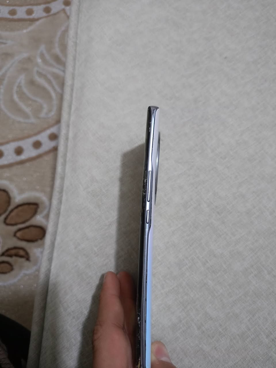 هونر وكع مني وبعد مشتغل والسامسونج m12 شغال بس شاشته مضروبه


**إذا كنت صاحب هذا الإعلان وتريد حذفه لأي سبب، رجاءا أرسل رسالة إلى الدعم الفني**