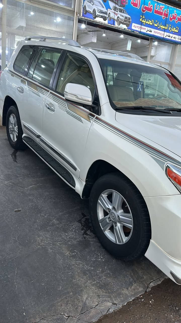 السلام عليكم / لاندكروزر   ١٢  بغداد بيها قطعتين تبديل بنيدوجاملغ السونار مرفق بالصور محرك منزله رنكات بس ماشيه ١٥٠ ألف 
السعر ٣٣٠ العنوان التاجي تلفون ***********
***********  يرهم مراوي بتاهو
