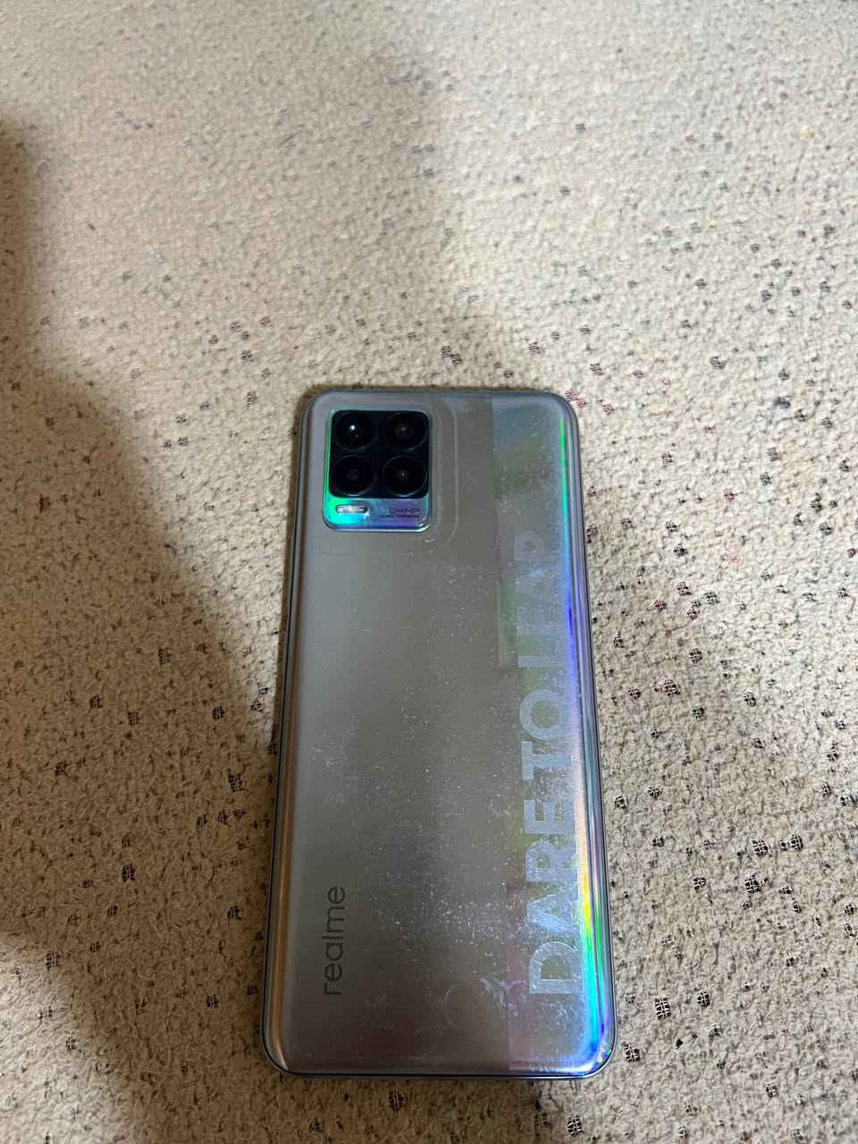 ريلمي 8
الجهاز مامفتوح شرط كلشي شغال شاحنه تجاري شحن سريع النضافه كدام العين 

السعر 130 

رقم ***********
