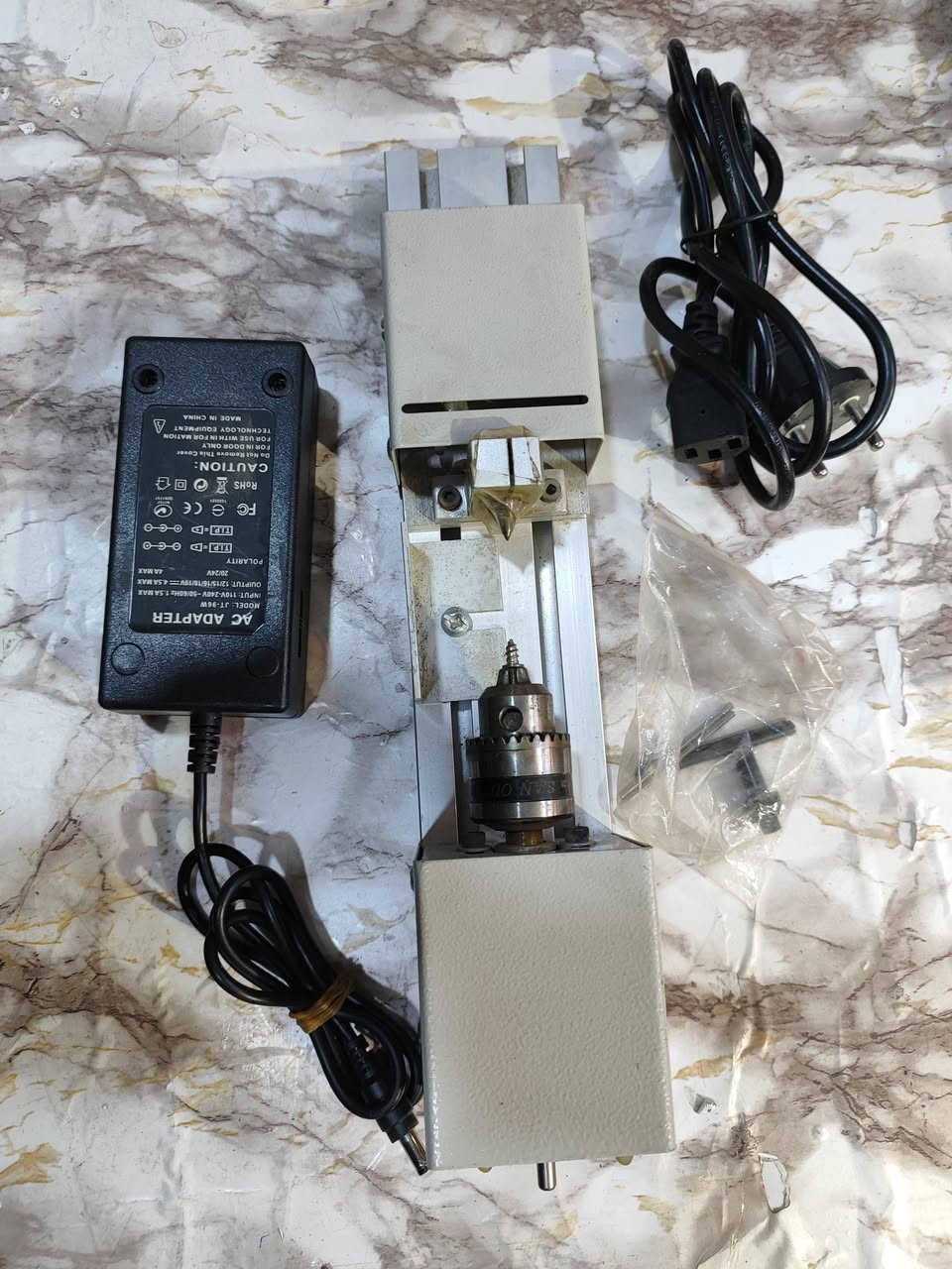 مخرطة خشب صغيرة قياس 30سم بيها تحكم سرع مع ملحقاته 50 الف


**إذا كنت صاحب هذا الإعلان وتريد حذفه لأي سبب، رجاءا أرسل رسالة إلى الدعم الفني**