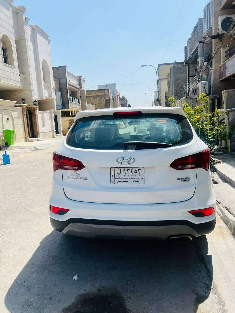 سلام عليكم
سيارة سنتافية موديل  2018

حادثها بنيد فقط وجاملغ كلير امريكة
السعر 148 وبيها مجال بصيط
مكاني بغداد القاهرة
***********
