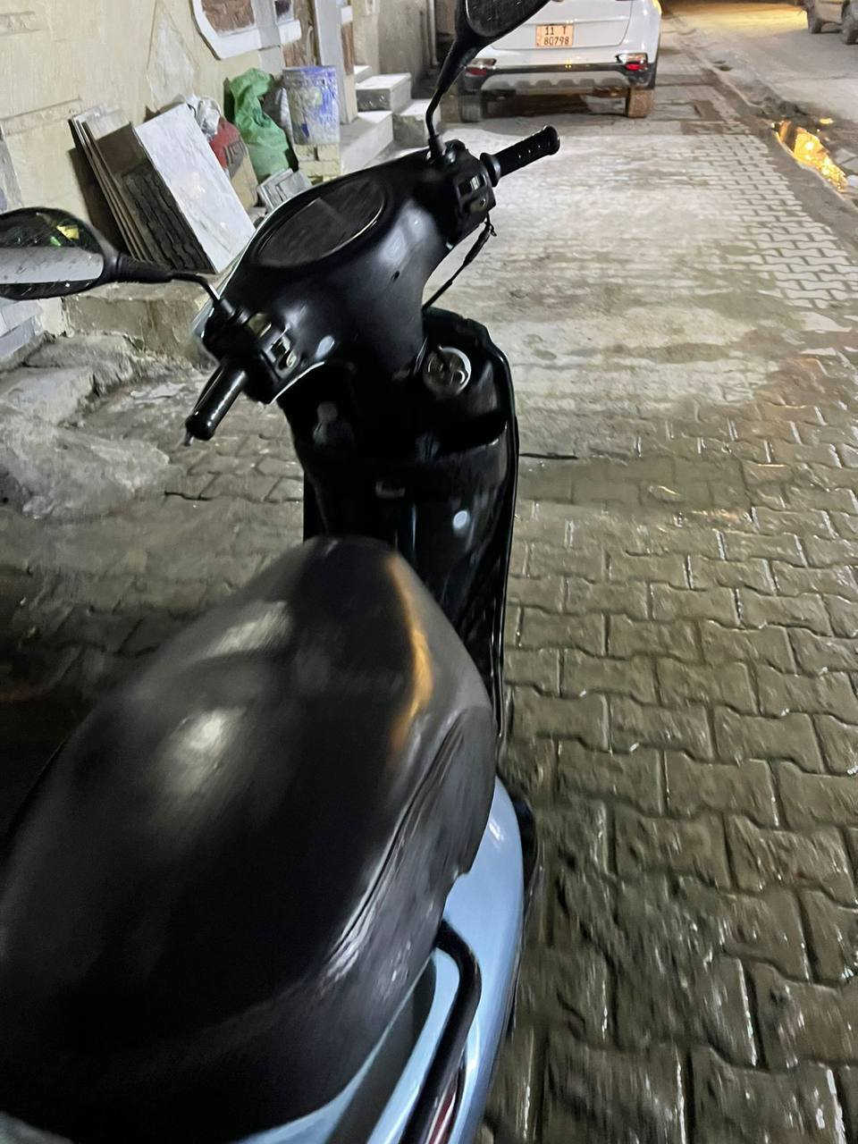 السلام عليكم عندي دراجة بريز لايت عالي الدراجة كدامكم نكرة هندر دراجة مكملة من مكلشي صوتها ناعم  دراجة شلعة ومعدل صرفية قليلة الدراجة تاخذهة متصرف ولا ربع عليهة السعر 750 وبيها مجال حك الجية واذا ماعندك تاخذها ابلاش خادم اني المكان الحرية رقمي ***********
