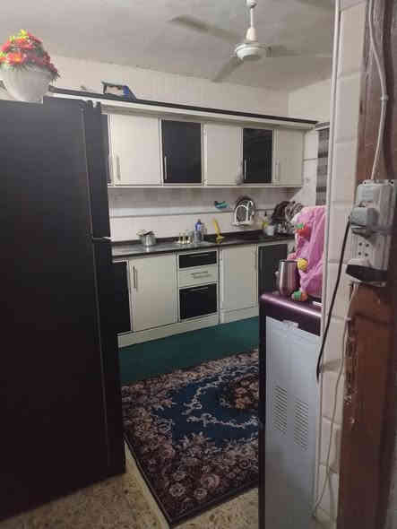 سلام عليكم بيت مساحه 180متر اصلاح زراعي بيت مرتب سكف صب بنا طابو البيت يحتوي على غرفتين وصاله ومطبخ ستقبال حديقه زغيره ممر داير البيت كافت الخدمات موجوده مدرسه قريبه كهرباء ماي مولده ذهبي شارع حله كربلاء 400 متر منطقه شعبيه حلو جوارين ذهب ملاحظه منطقه سكنيه كله نفس رقم معملات تطويب كامل العنوان بابل ابو خستاوي شارع اسماك الفرات عمود 60 السعر 35 بيع مستعجل الستفسار مراسلت الصفحه ونتصال ***********
