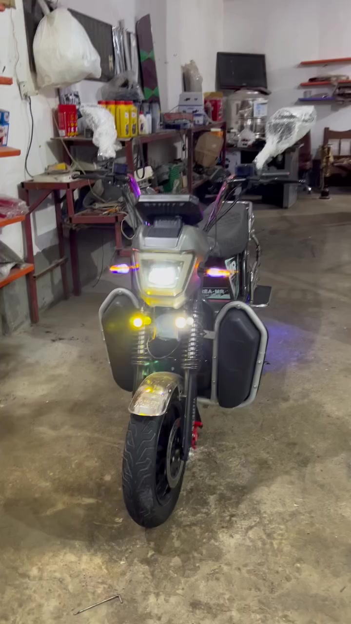 يالله اليدور راحه نفسيه وسريعه 6بطاريات ليثيوم الكبار صار 3اسابيع مطلعينها جديده بالكارتون راحه نفسيه شلعه معدل فول بعدها جديده منزلينها ب/1450/نقدمحتاج الرجال وديريديبيع مستعجل عله بيعتها بعدها زيرو متحس لا بطسه ولا صوت بيها 6 دبلات الشراي يتصل ويتدلل ارقه دراجه شحن بالعالم شحن تطول خير من الله اتصل السعر 650بيها مجال***********
