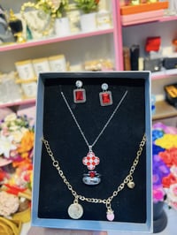 هديه مميزه وحلوه السعر خاص للتواصل على الرقم التالي 07889626008