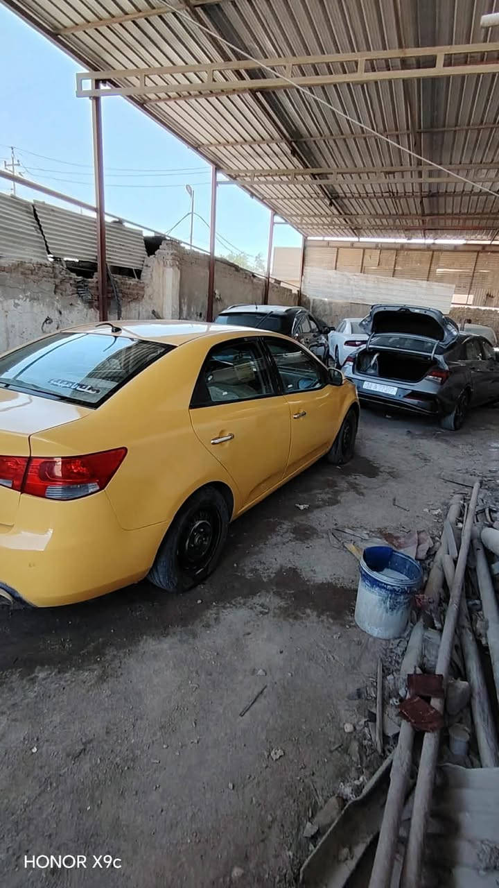 سلام عليكم سيراتو مديل 12 فول مواصفات فتحه بل قماره تحكم ستيرن بصمه بصمت ابواب رادار خلفي كير جديد مكين نضيفه حداديه نص عمر هيه وغرامات على البايع سنويه صاقطه بشهر العاشر ابيع شرط مداور السعر 75 وبيها مجال رقم ابو سياره اني مكلف ***********
