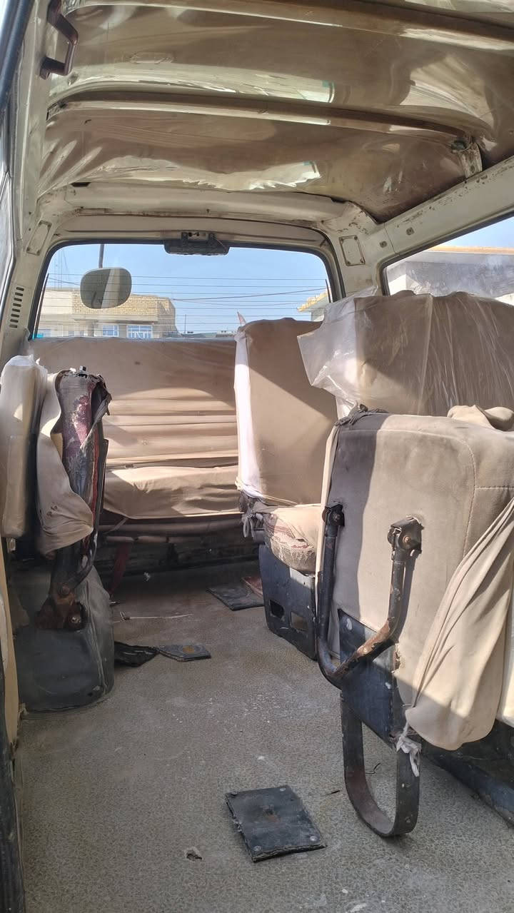 سلام عليكم فتون الوان موديل 2012 سياره جاهزه من كلشي مكيه كير اكسن شواصي كاردنات كله جديد بلادي بدون تحوير مصفره   هيه ومروم ما مطلوبه لو فلس الكشر شوفت عينك  السعر 53 وبيه مجال حلك الجيه  رقم نبار. رقم الهاتف ‏‪0781 793 7577‬‏ مكاني بغداد
