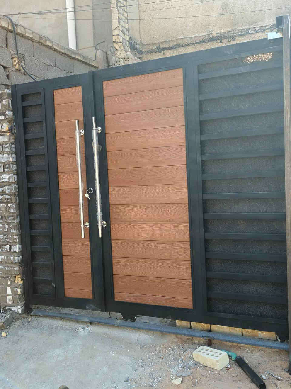 يعلن حدادة سيف الجنابي عن تجهيز ابواب وشبابيك حديد مليمين التركي بنظام الاقساط والشغل درجة اولى وبي ضمان اتصل على ***********بي واتساب
