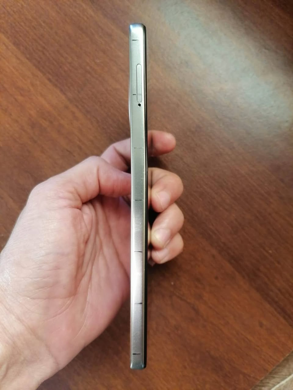 للبيع تكنو كامون 30 أخو جديد كلشي مابيه تفحص وين ماتريد يلا تاخذه وياه گفر وكارتون  ذاكرة 256رام 16 ب175 وبي مجال مكاني سليمانية


**إذا كنت صاحب هذا الإعلان وتريد حذفه لأي سبب، رجاءا أرسل رسالة إلى الدعم الفني**