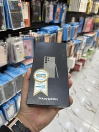 S24 Ultra ذاكرة 256  850 الف  07713859735