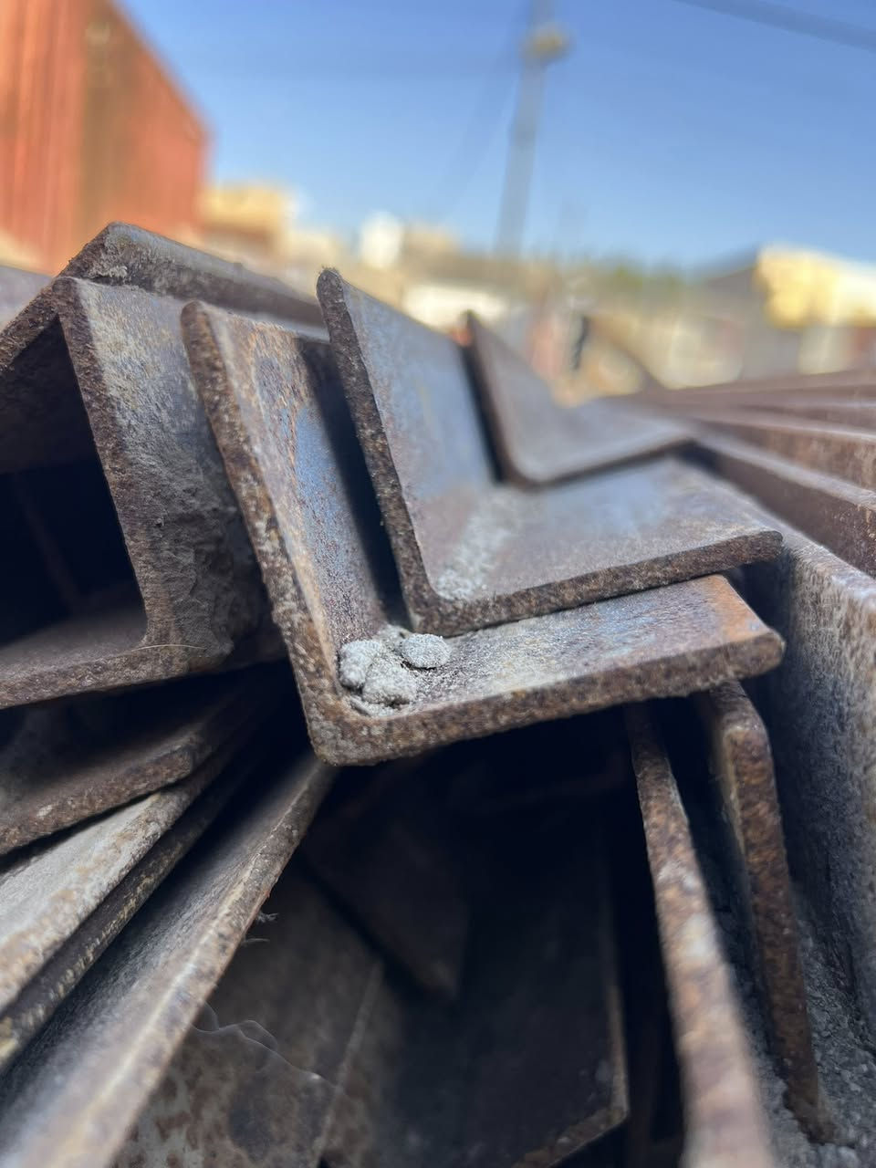 يالله زاويه حديد 2 انج الطول 6 متر كميه غير مستخدم ستندر + نستله كميه السعر وللاستفسار اتصل ع 

‭٠٧٧٤ ٣٥٢ ٩٠٦٨‬
