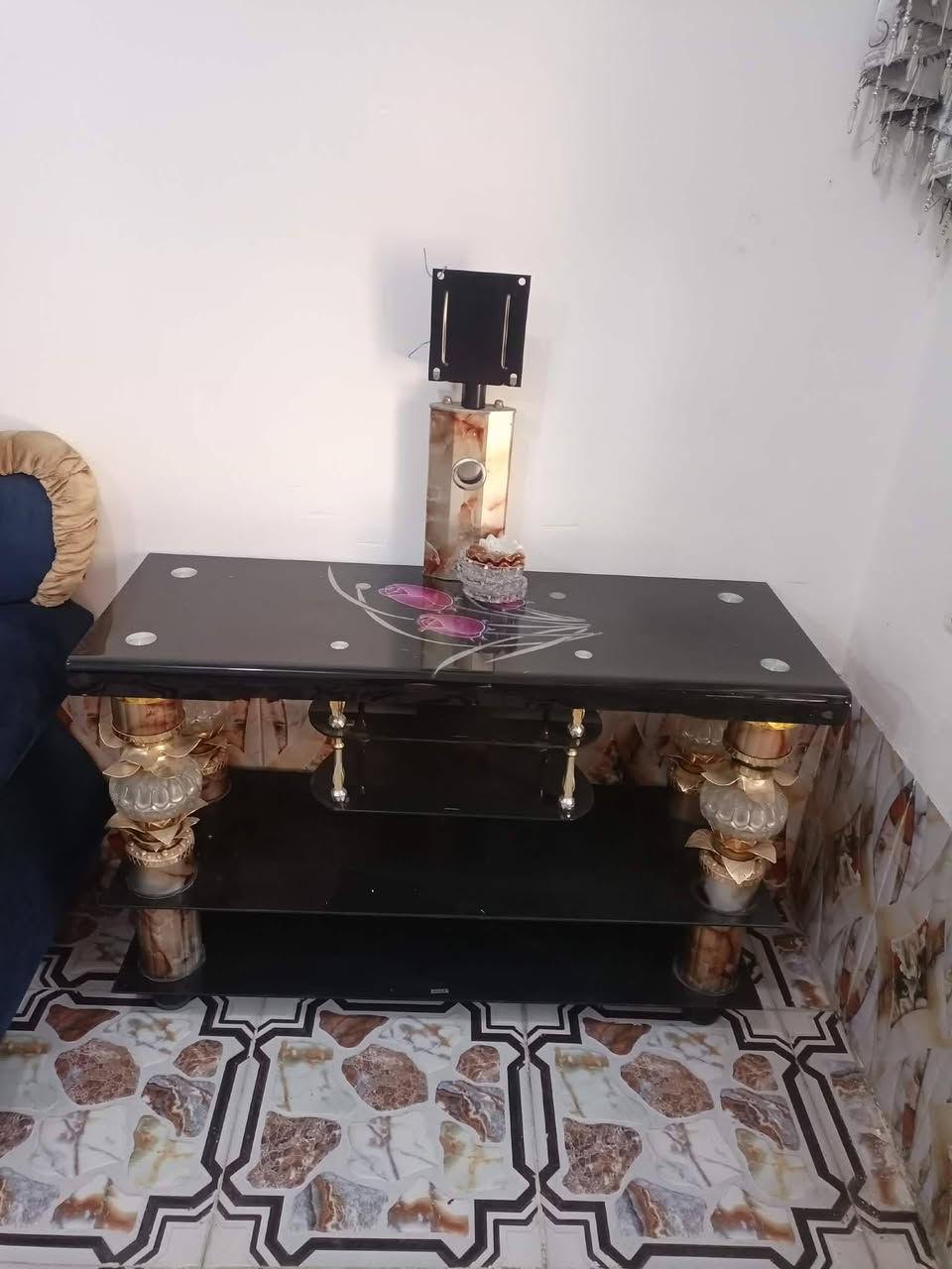 غراض للبيع نظيفه
الراوتر ب ٢٠ 

التنور ب ٢٠ 

المدك ٧٥ 

ميز لبلازمه ب ٢٠ 

المكناسه الكهربائيه ٢٥

للاستفسار خاص


**إذا كنت صاحب هذا الإعلان وتريد حذفه لأي سبب، رجاءا أرسل رسالة إلى الدعم الفني**