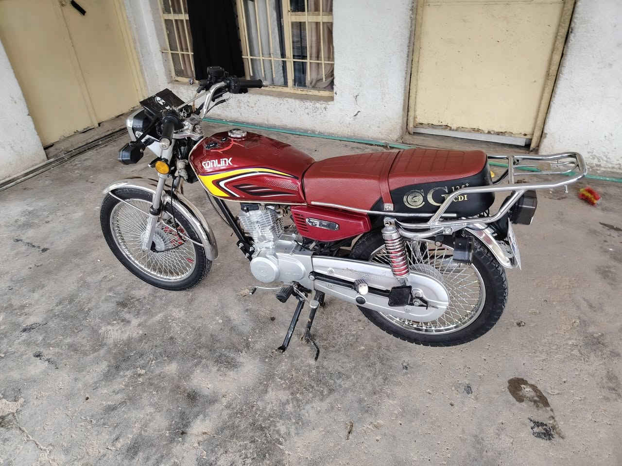 دراجه سونك 25 دراجه نضيفه كامله أوراق 5 مكاني عزيزيه  ***********
