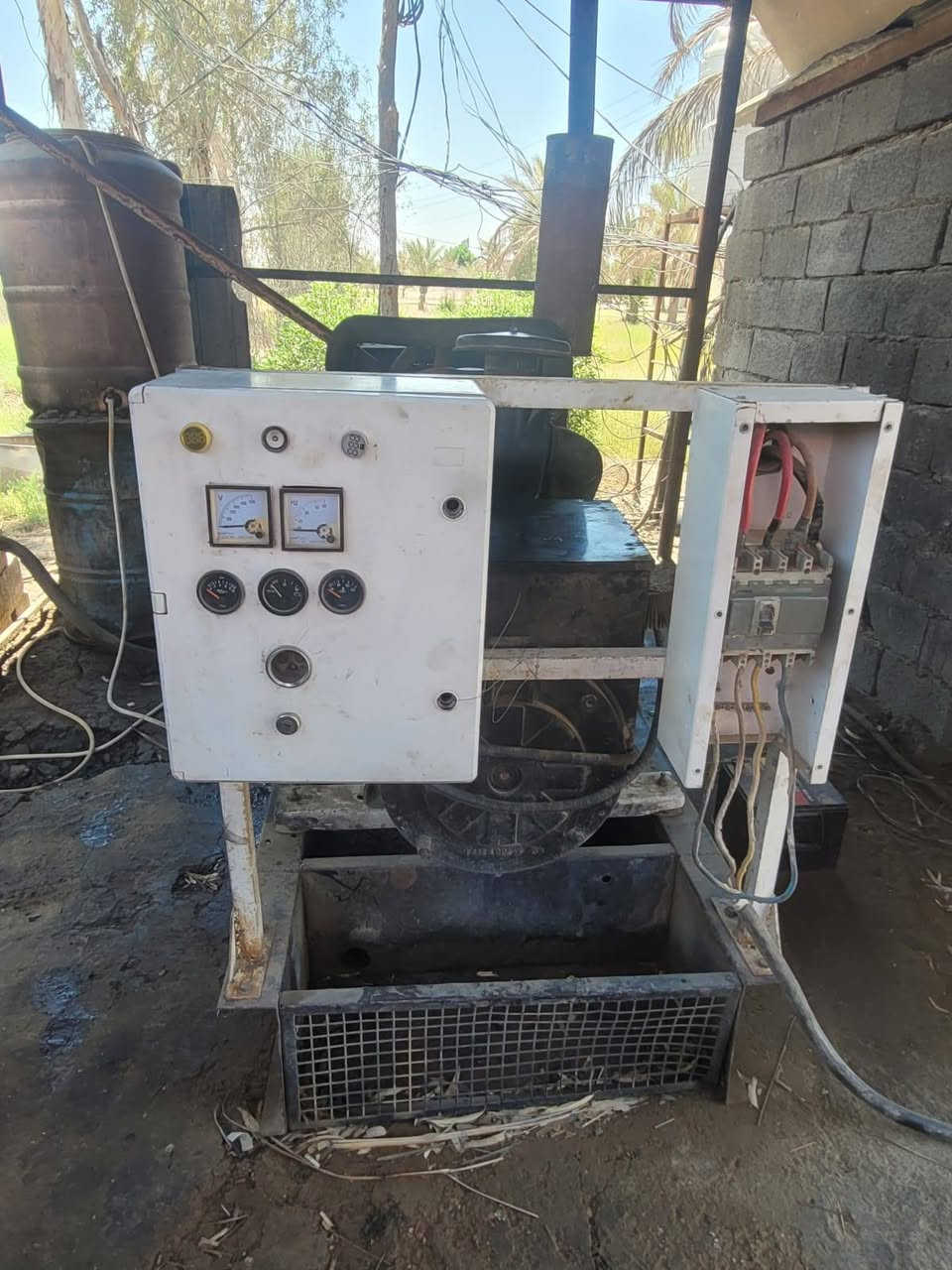 مولد بيركنز نكليزي 6 سلندر 175 kv مجفت جديد المولد ع الحمل تشغل وتحمل بيدك مكان اطراف بغداد بجهت بابل  ***********
