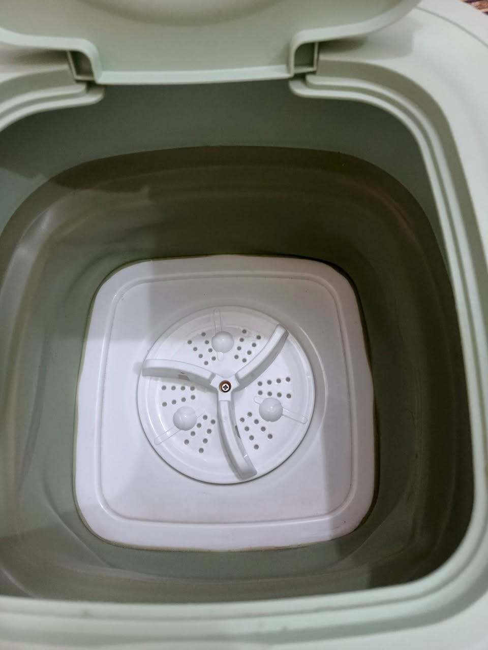 سلام عليكم
غساله اطفال متنقله سعرها 30 عنواني المنصوريه ***********
