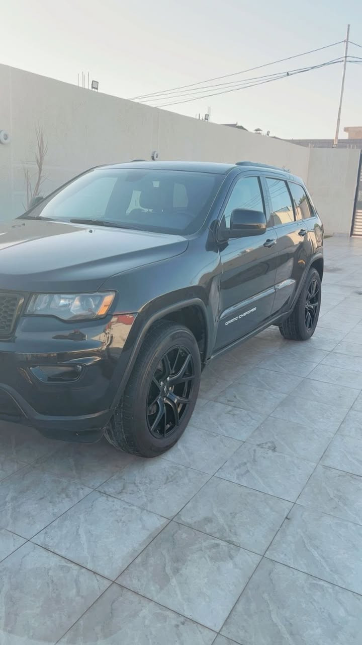 السلام عليكم  للبيع او مراوس حسب الرغبة 

جيب لاريدو ومعروفة مواصفات لاريدو 

 
طخطخات صبغ اني ابيع احزام اكفل الشاصي واللغد والقمارة والكص والتكم  

ب اسمي السيارة شرط التحويل

السعر  175  بيها مجال حق الجية

 مكانها بغداد الدورة ... 

 .... واتساب فقط لحد يدخل  خاص***********
