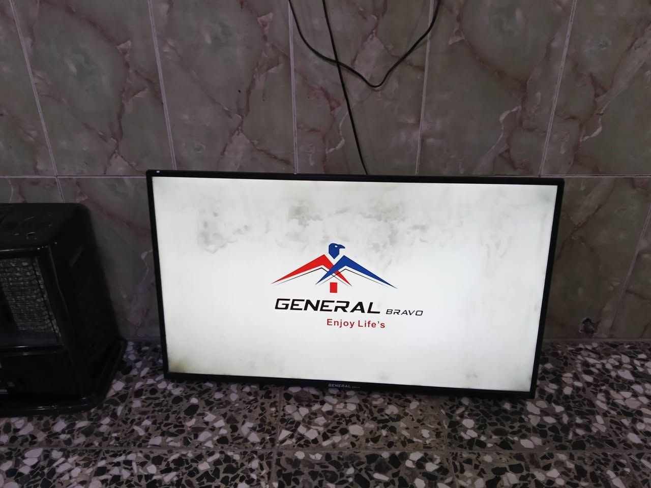 بلازمه شغاله اخت الجديده الحجم 43 السعر 75 قفل المكان بغداد الرقم ***********
