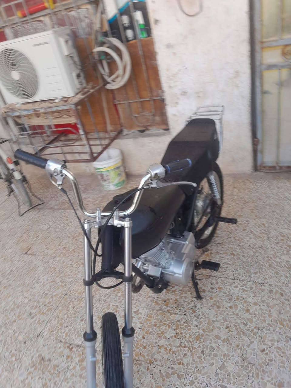 سلام عليكم شباب دراجه البيع بدون مكاني ميسان حي الحسين جديد سعر350
***********تصل
