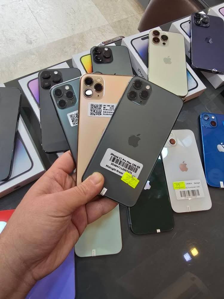 وصلت وجبه جديده من الايفونات المستخدمه
16 برو ماكس 256 
15 برو ماكس 256 
14 برو ماكس 256 
13 برو ماكس 1 تيره 
13 برو ماكس 512
13 برو ماكس 256 
11 برو ماكس 512
11 برو ماكس 256 
13 برو فقط 256 
13 عادي 128 
اي ايتم تريد تعرف تفاصيل تواصل وياي وتامر ❤️
***********
