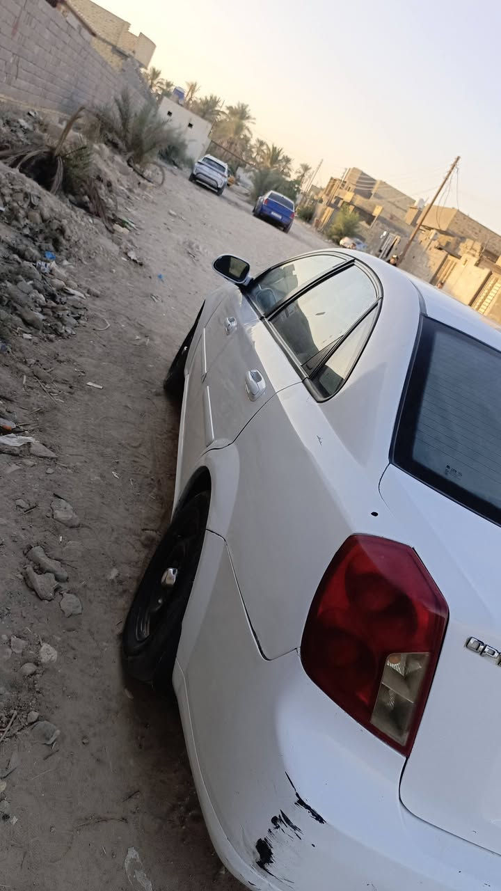 اوبترا 2014 السياره حلوه وجديده مصبوغه عام اكفلها من الحادث تبريد تتفئه حديده كله شغال بيه السياره مال مزاد كتاب المزاد موجود من المديريه المرور تترقم ب ٢٠٠ الف مخصصين اله رقم السعر ٦٠ وبيها مجال الرقم ***********
