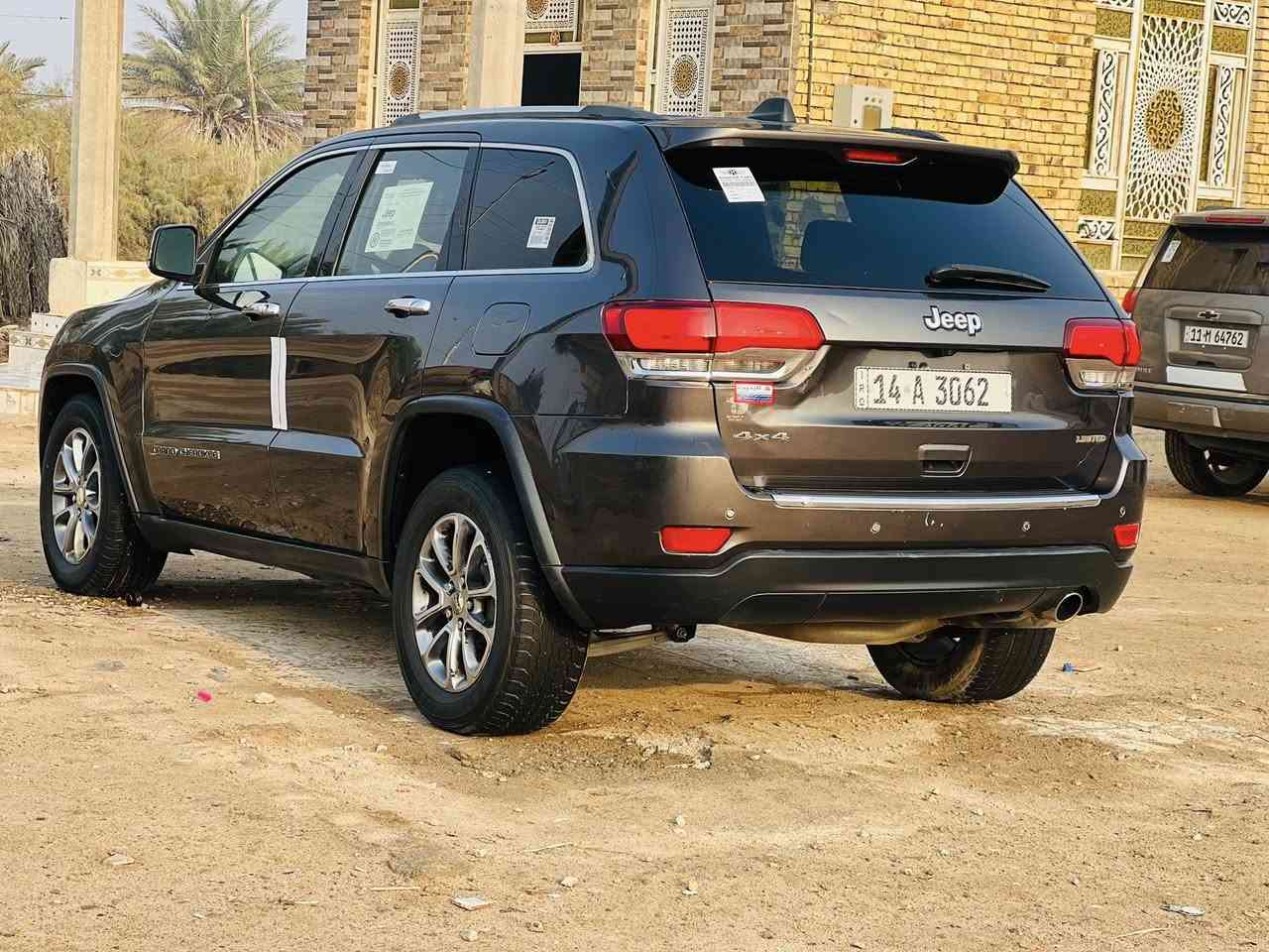 سلام عليكم جيب لاريد 2020اصل رقم بصره وارد أمريكي بيه جاملغ وبنيد مواصفات فول 1/1فتحه بصمه كشنات جلد جنطه كهربائية ويل كروم توقف ذاتي حساس امامي خلفي شاشه ايباد مشروع وطني سنويه 28سياره جاهزه مكينه وحداده وتبريد وتخم تاير كله ع وضع الشركه والاستفسار ع هذه الرقم ***********/***********مكاني ناصريه السعر 215
