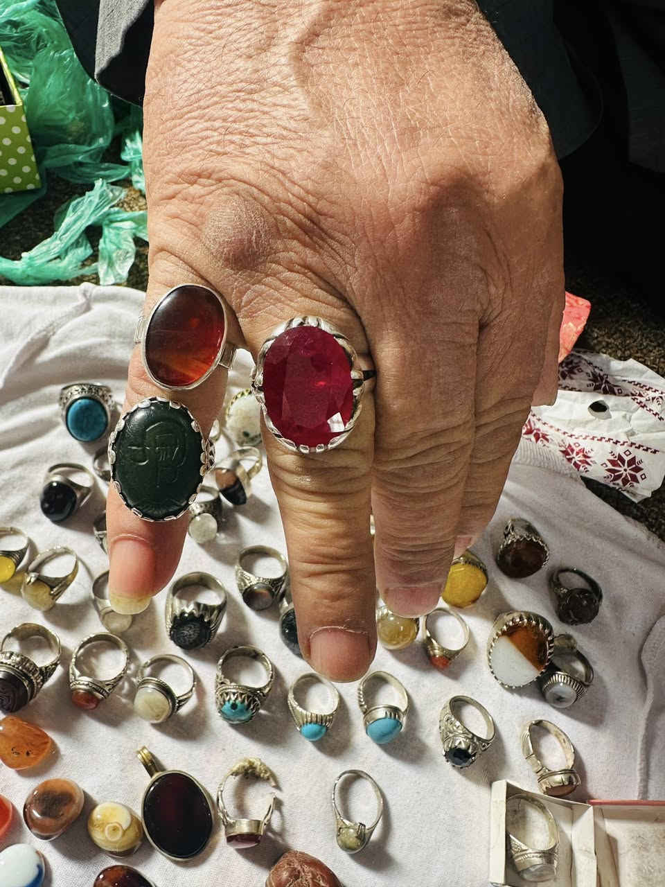 محابس وأحجار كريمه عقيق يماني شفه العبد عطف در النجف كلش حلوات كلمن وسعره لتواصل *********** كربلاء حي الميلاد
