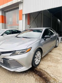 كامري LE • وارد أمريكي • ماشي ١٢٠٠٠٠